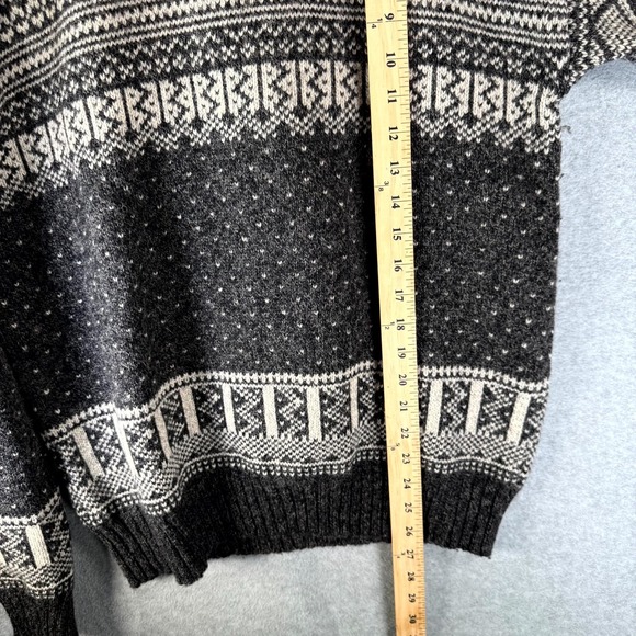 Vintage Woolrich Sweater Mens Medium Gray Aztec Wool Crew Long Sleeve Pullover - Picture 5 of 8